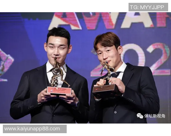 法兰克福冬窗引援计划浮出水面奥苏拉与菲尔克鲁格成热门人选 法兰克福冬窗引援计划浮出水面奥苏拉与菲尔克鲁格成热门人选