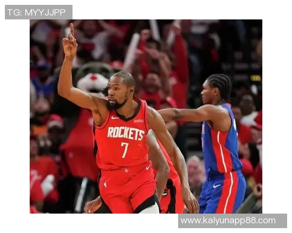 康宁汉姆盛赞杜兰特的独特能力让防守者时刻感受到巨大的压力